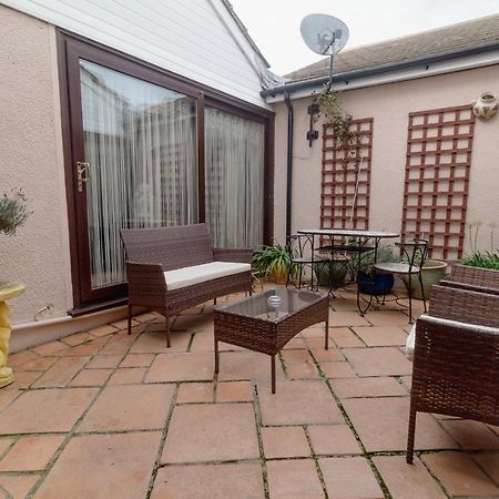 Palm Bay'S Luxury Bungalow - Self Check In & Parking Villa Margate Eksteriør bilde