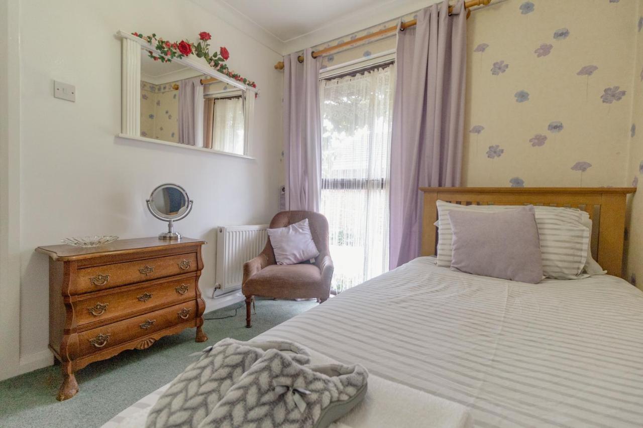 Palm Bay'S Luxury Bungalow - Self Check In & Parking Villa Margate Eksteriør bilde